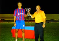 Álex recogió el 2º trofeo Sala Rex