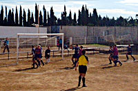 Vuelo del balón al segundo palo que se convirtió en el gol de la victoria